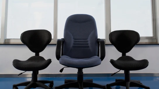 How to Buy Office Chairs in Bulk ？
